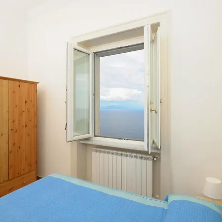 Lady Gilda Apartment